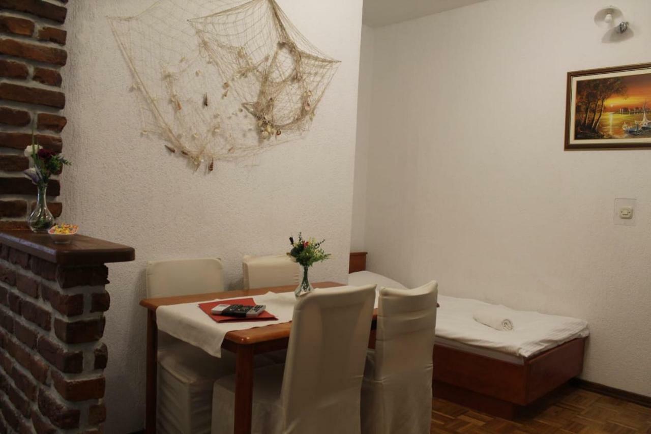 Pirovic Apartman