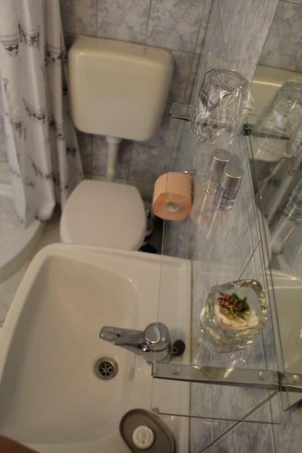 Pirovic Apartman Turanj