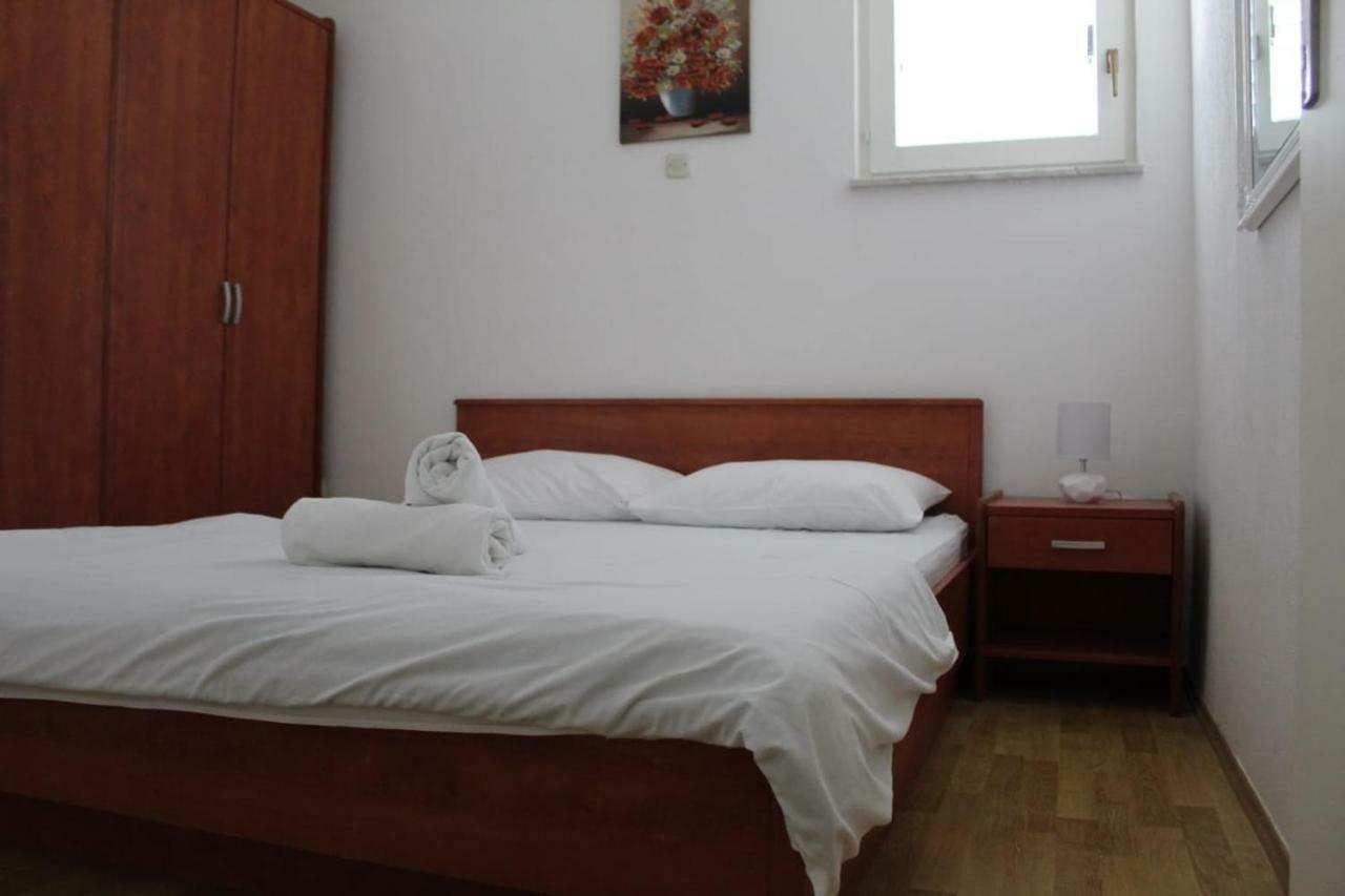 Pirovic Apartman